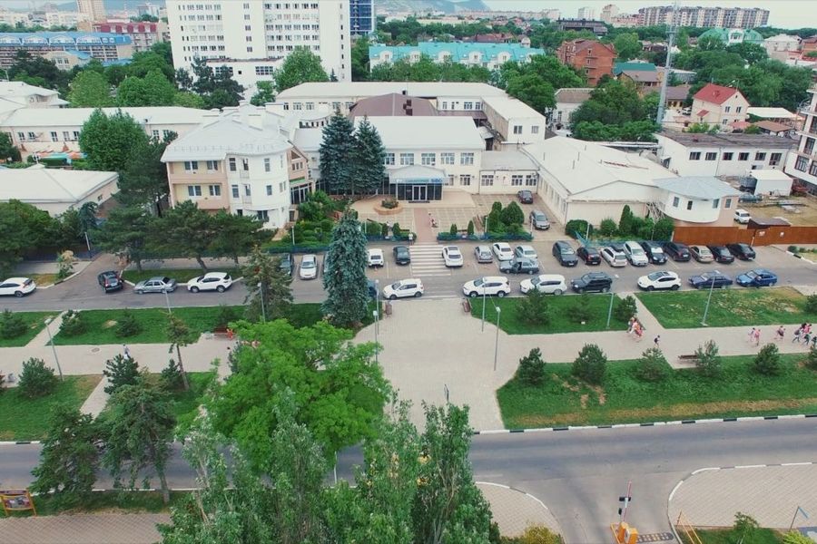 Территория санатория «БФО» в Анапе с высоты птичьего полёта — фото 2